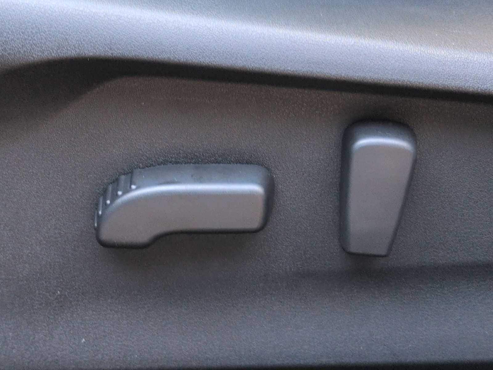 Thumbnail: 2020 Subaru Impreza - 18