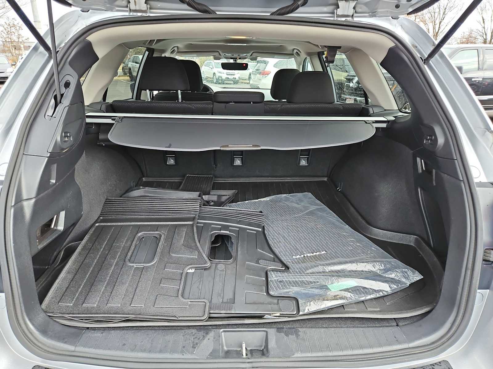 Thumbnail: 2018 Subaru Outback - 34