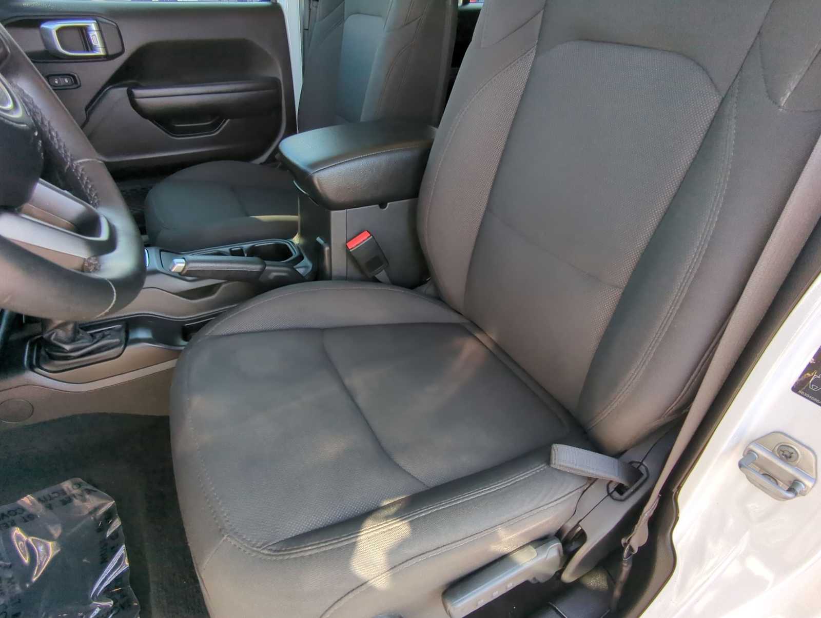 Thumbnail: 2023 Jeep Wrangler - 16