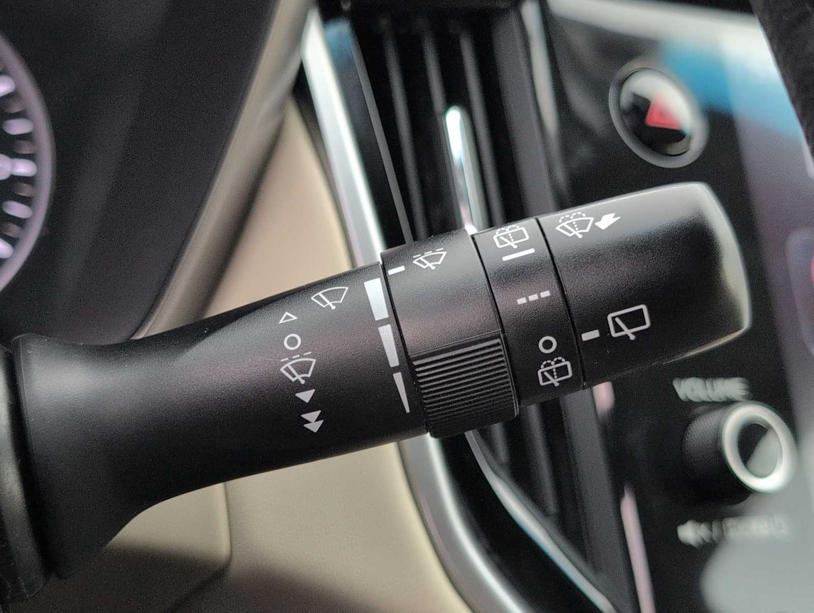 Thumbnail: 2022 Subaru Outback - 25