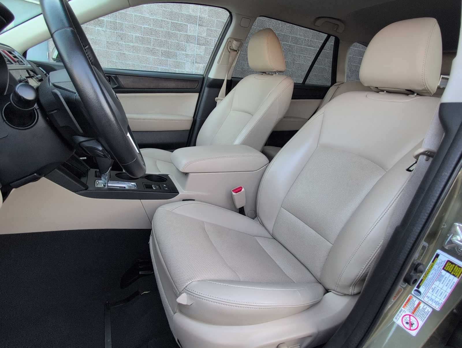 Thumbnail: 2017 Subaru Outback - 17