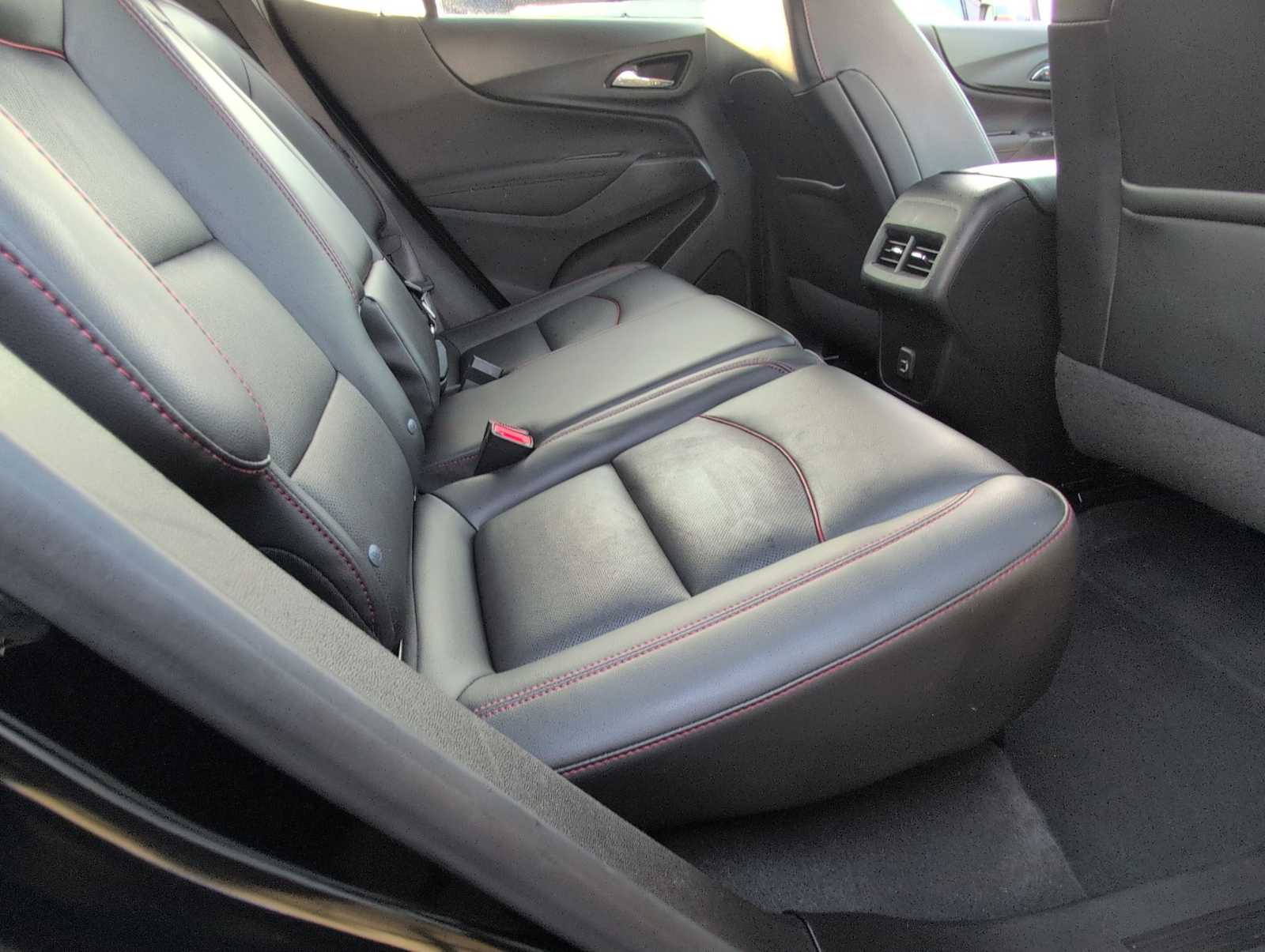 Thumbnail: 2022 Chevrolet Equinox - 21