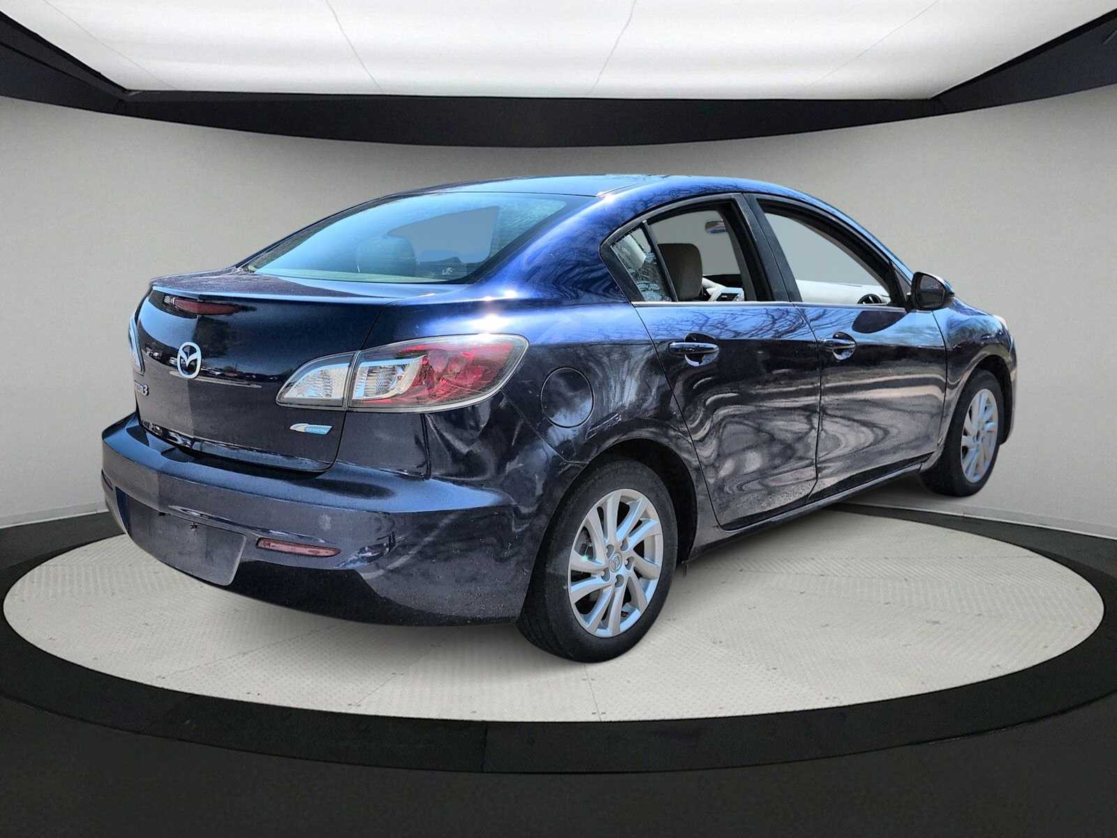 Thumbnail: 2012 Mazda Mazda3 - 8