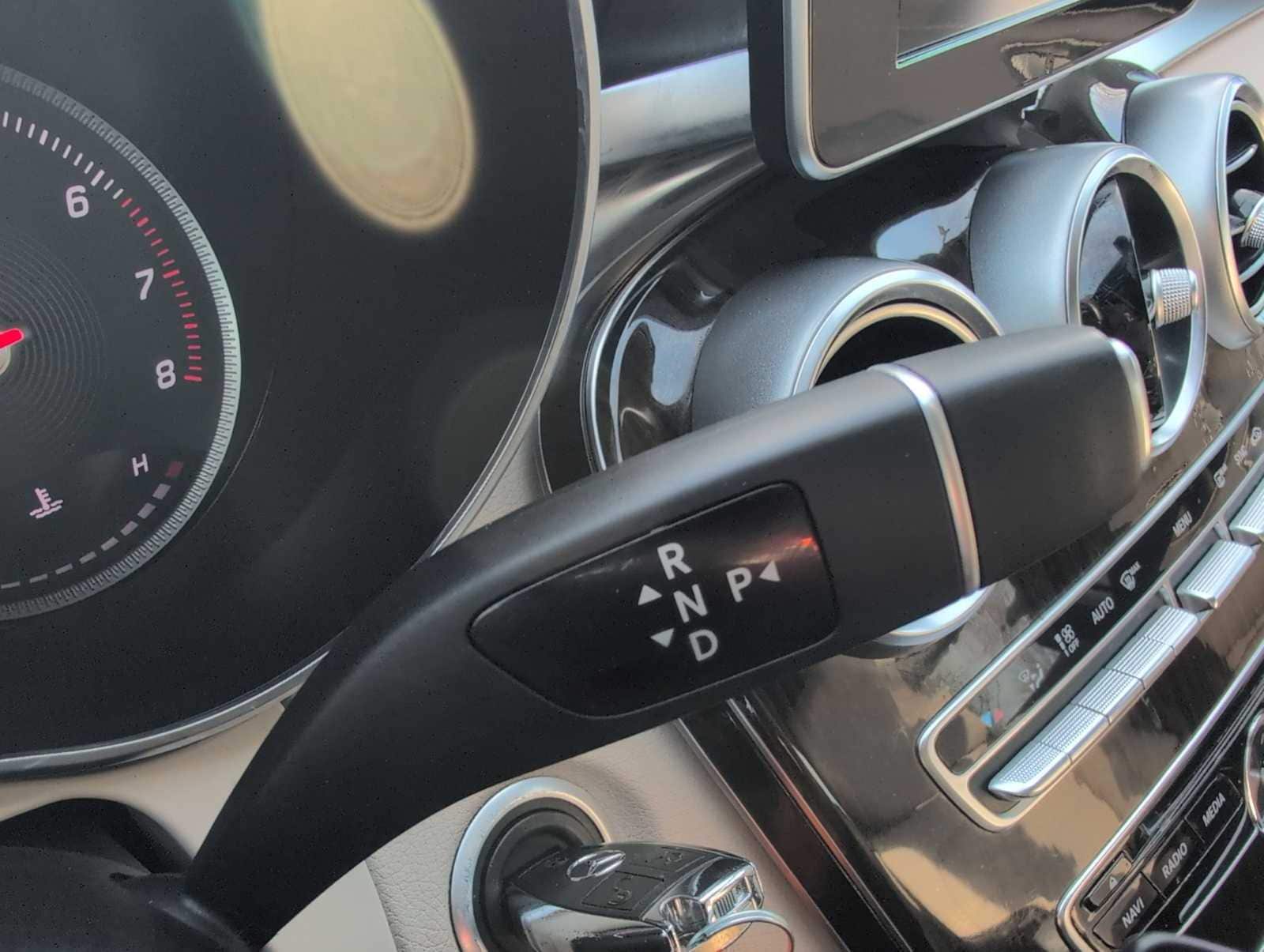 Thumbnail: 2018 Mercedes-Benz C-Class - 30