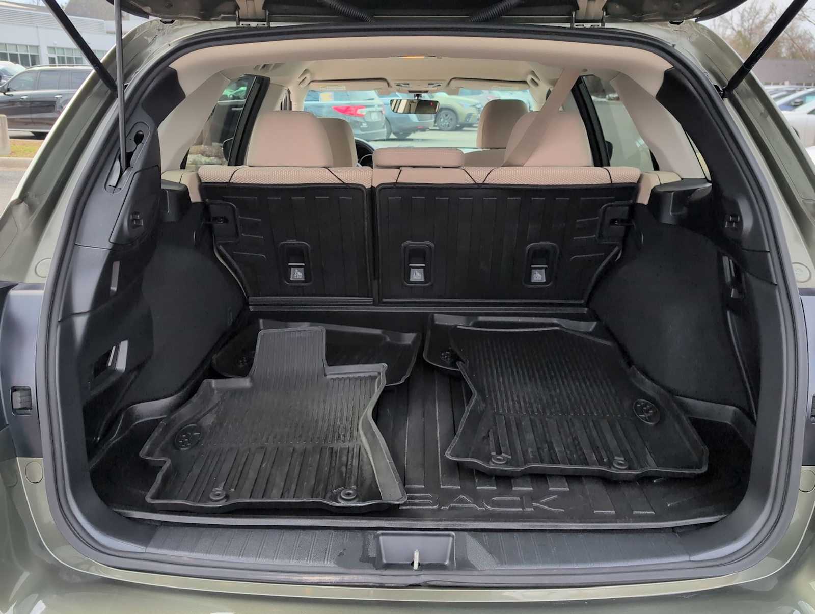 Thumbnail: 2018 Subaru Outback - 32