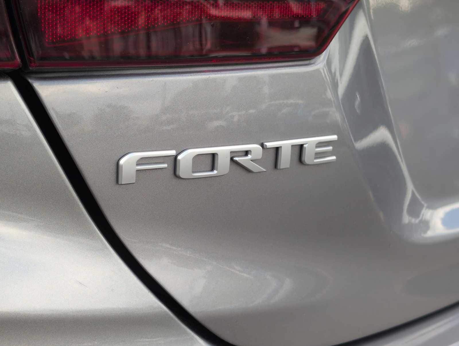 Thumbnail: 2023 Kia Forte - 13