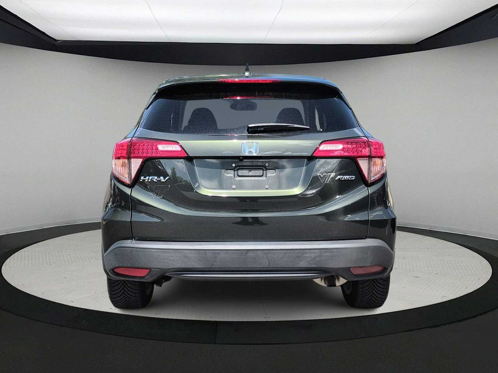 Thumbnail: 2016 Honda HR-V - 7