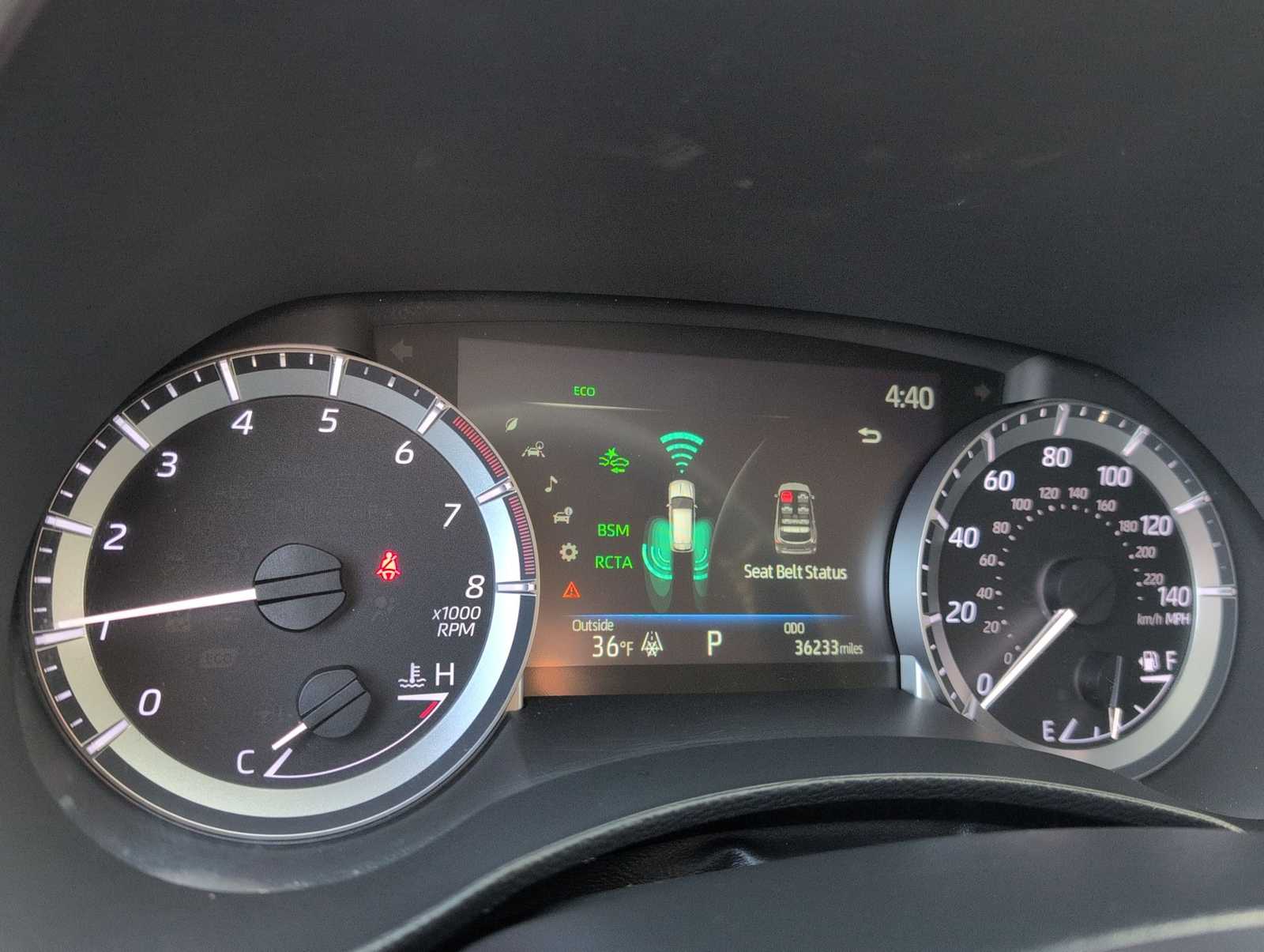 Thumbnail: 2023 Toyota Highlander - 32