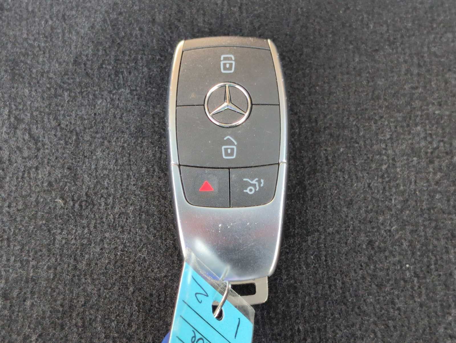 Thumbnail: 2022 Mercedes-Benz GLC - 32