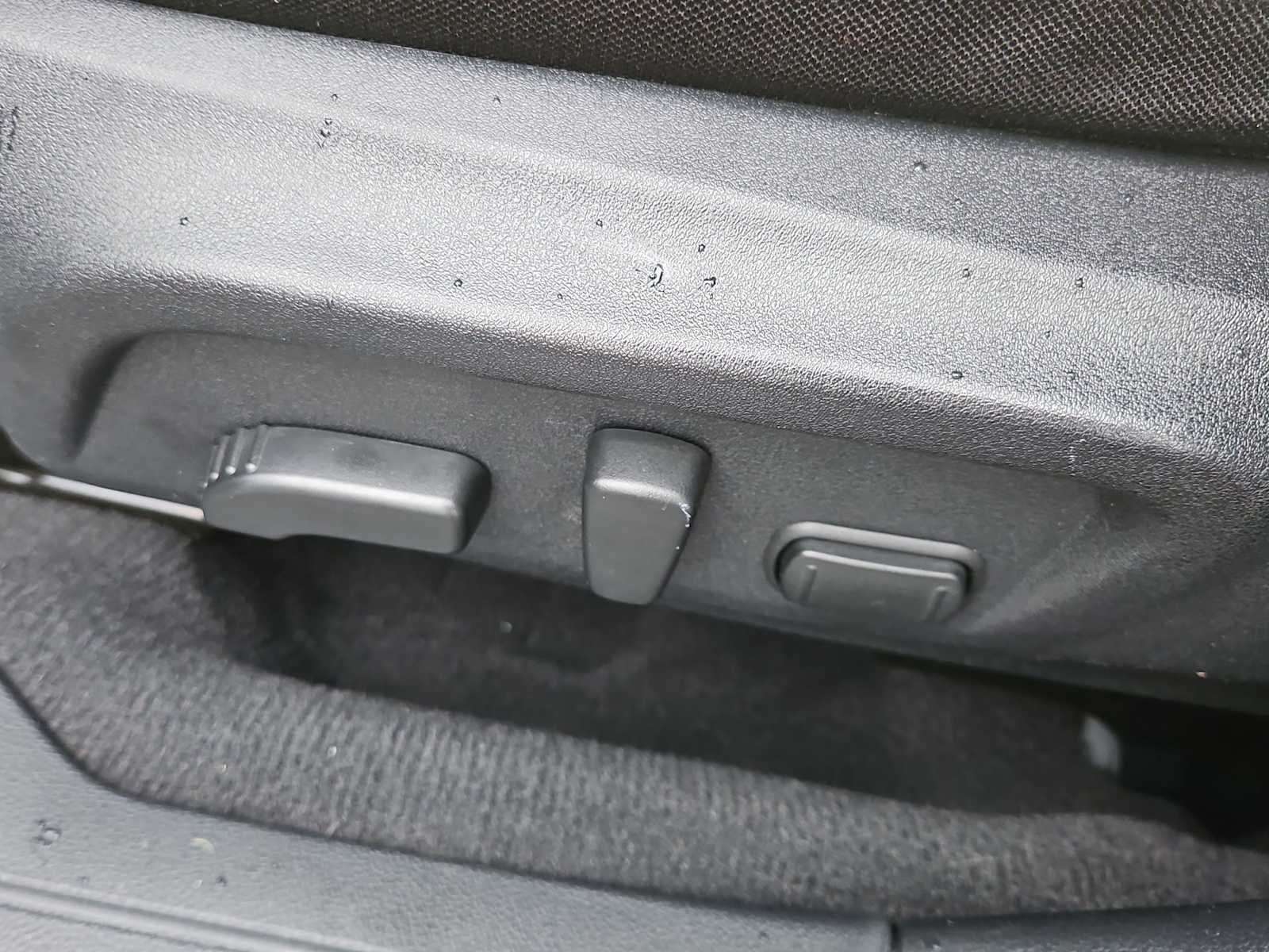 Thumbnail: 2018 Subaru Outback - 18