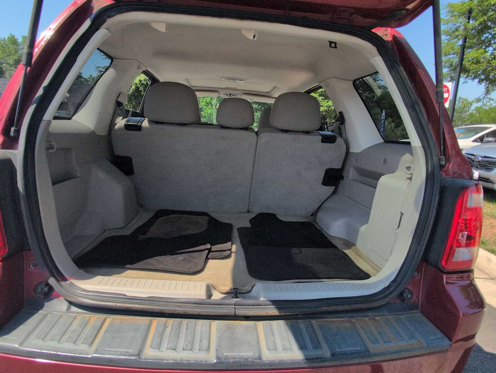Thumbnail: 2012 Ford Escape - 29