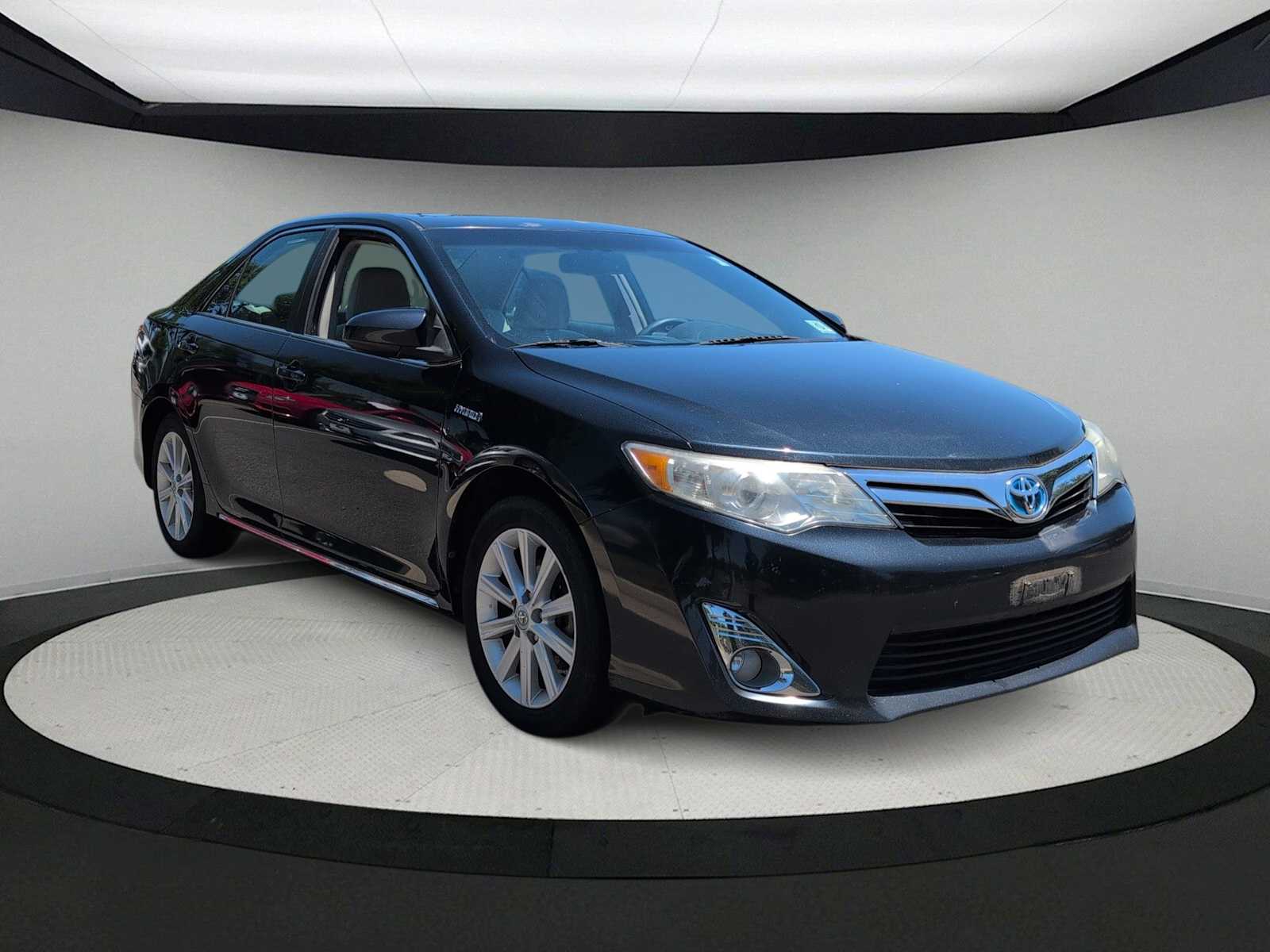 Thumbnail: 2012 Toyota Camry - 2