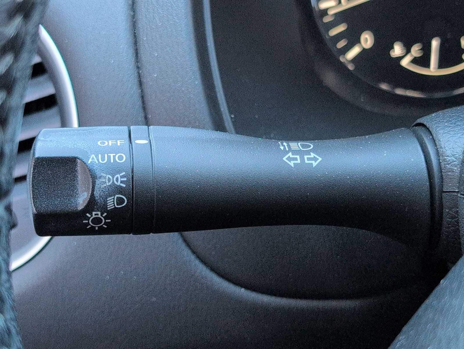 Thumbnail: 2014 Nissan Pathfinder - 26