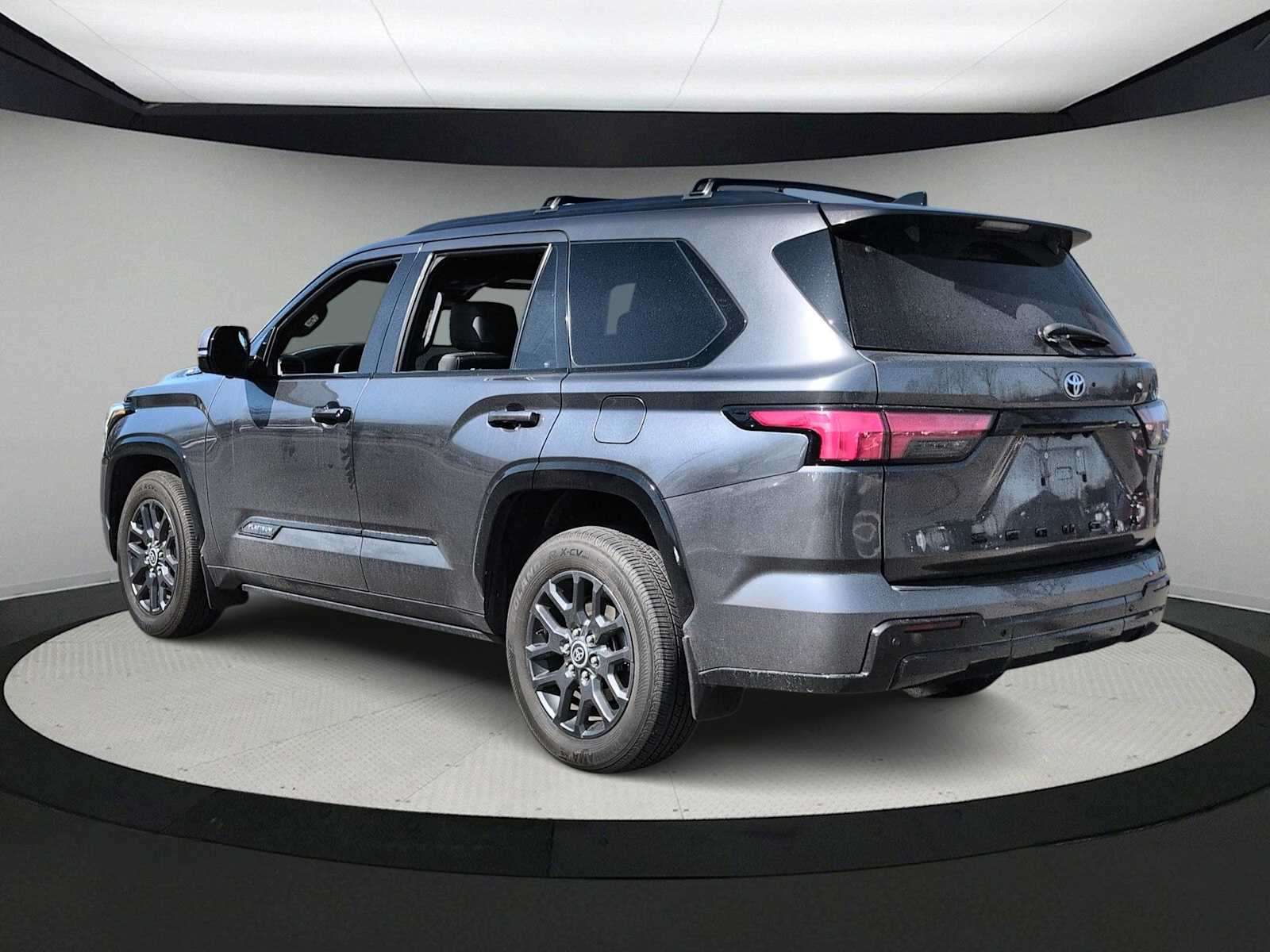 Thumbnail: 2023 Toyota Sequoia - 6