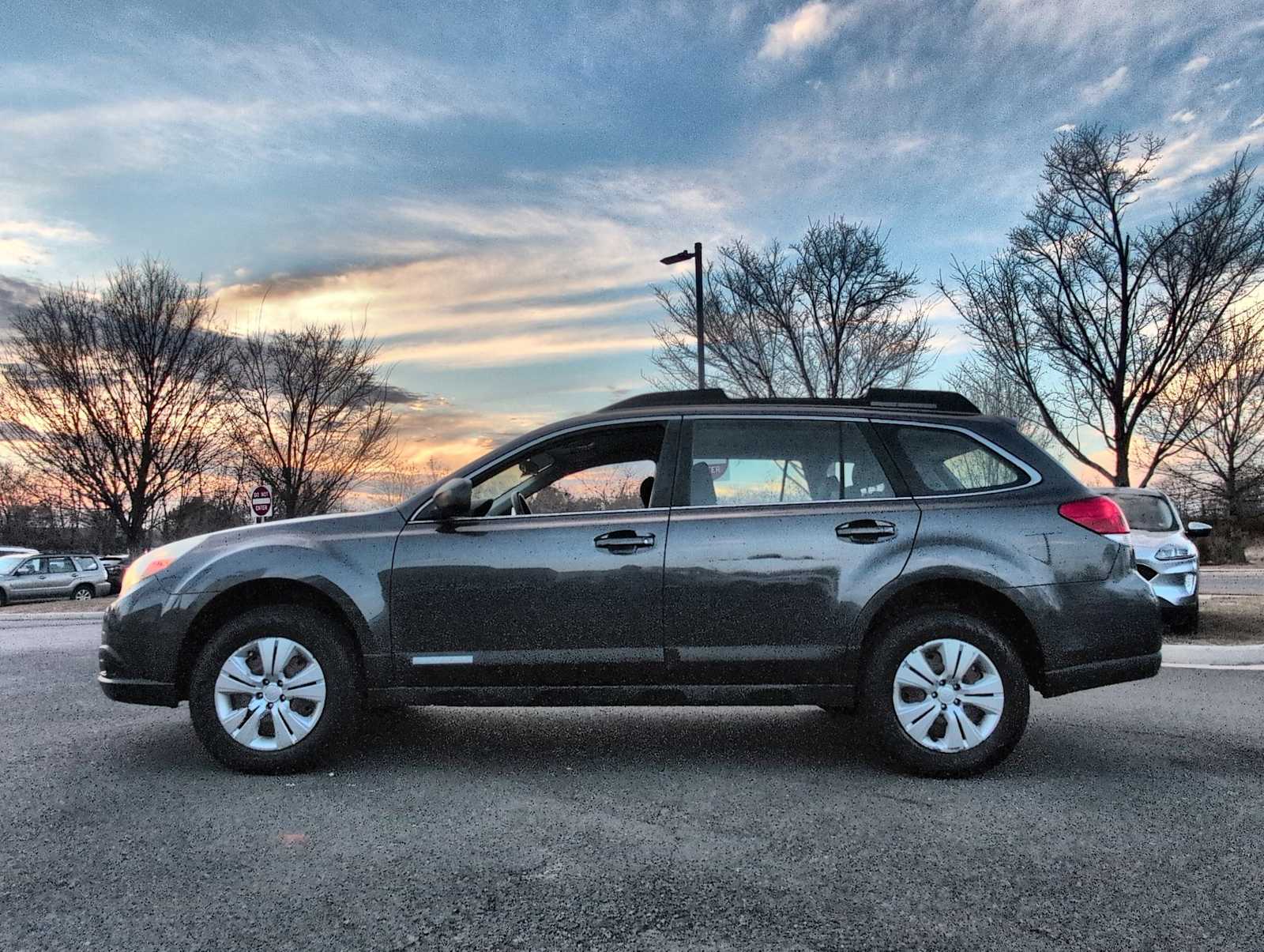 Thumbnail: 2011 Subaru Outback - 4