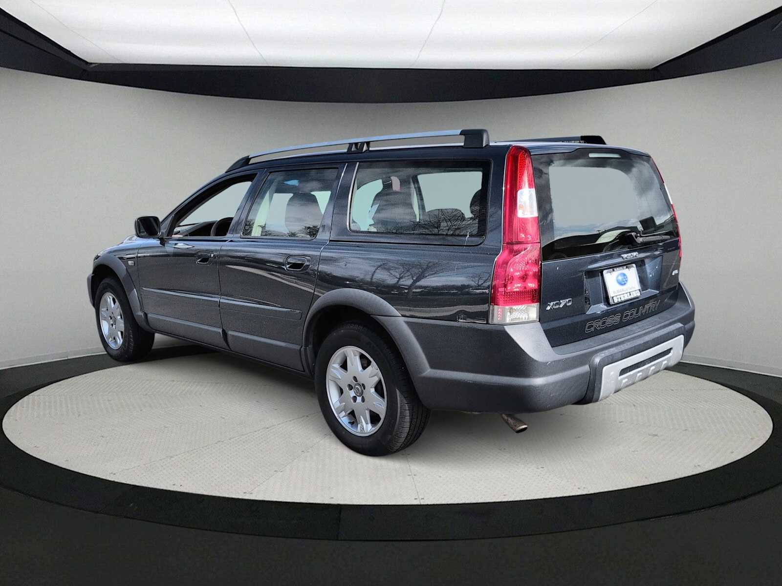 Thumbnail: 2005 Volvo XC70 - 6