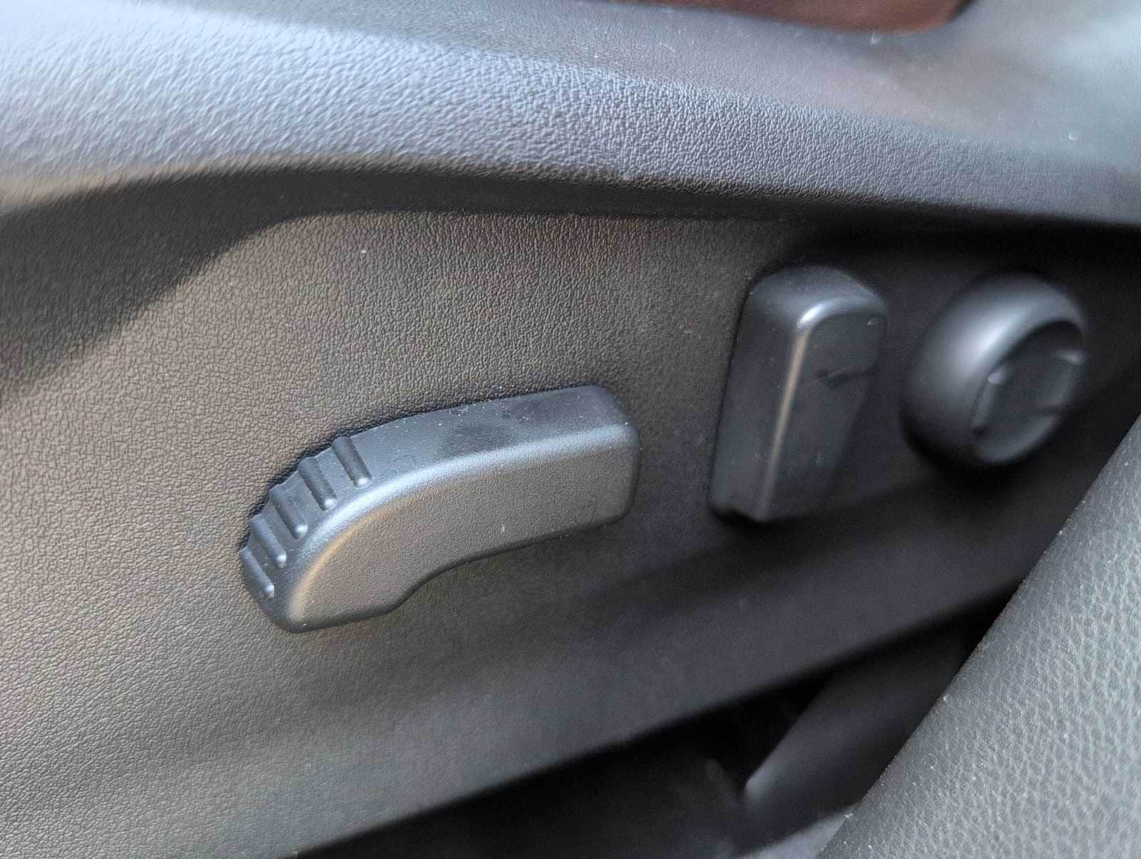 Thumbnail: 2020 Subaru Forester - 17