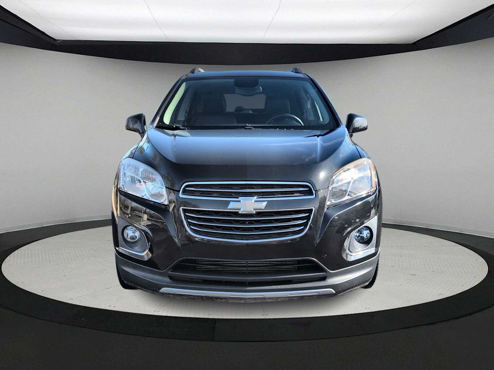 Thumbnail: 2015 Chevrolet Trax - 3