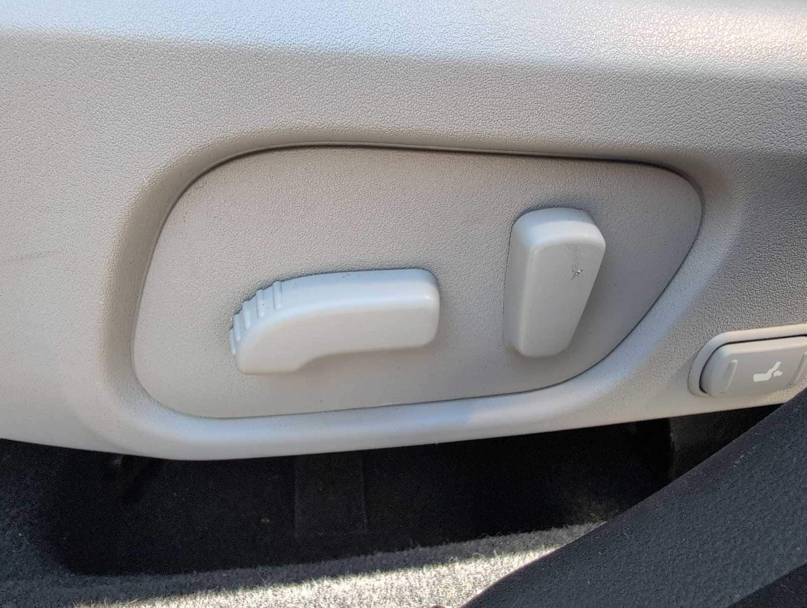 Thumbnail: 2014 Subaru Forester - 17