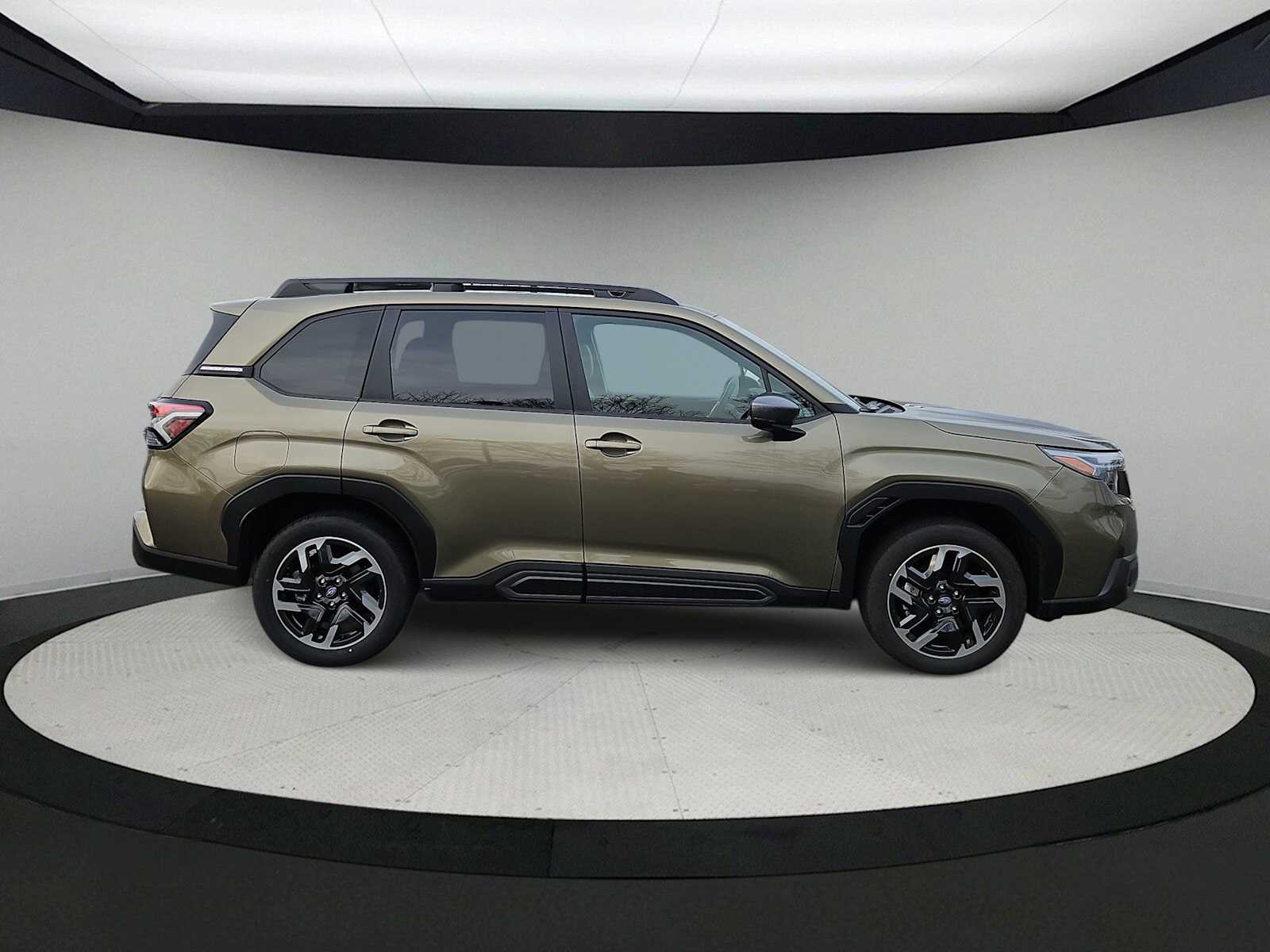 Thumbnail: 2025 Subaru Forester - 9
