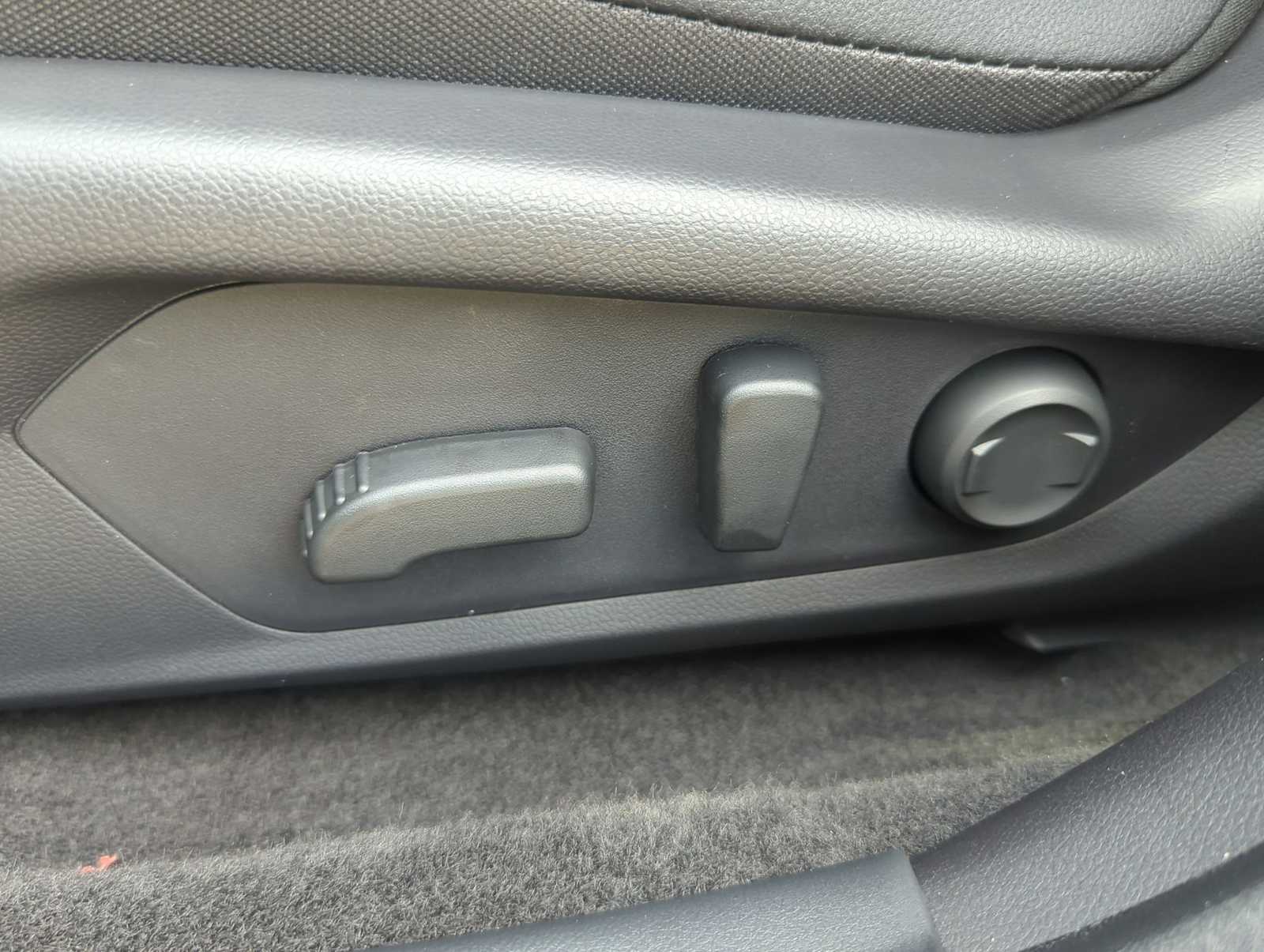 Thumbnail: 2025 Subaru Crosstrek - 18