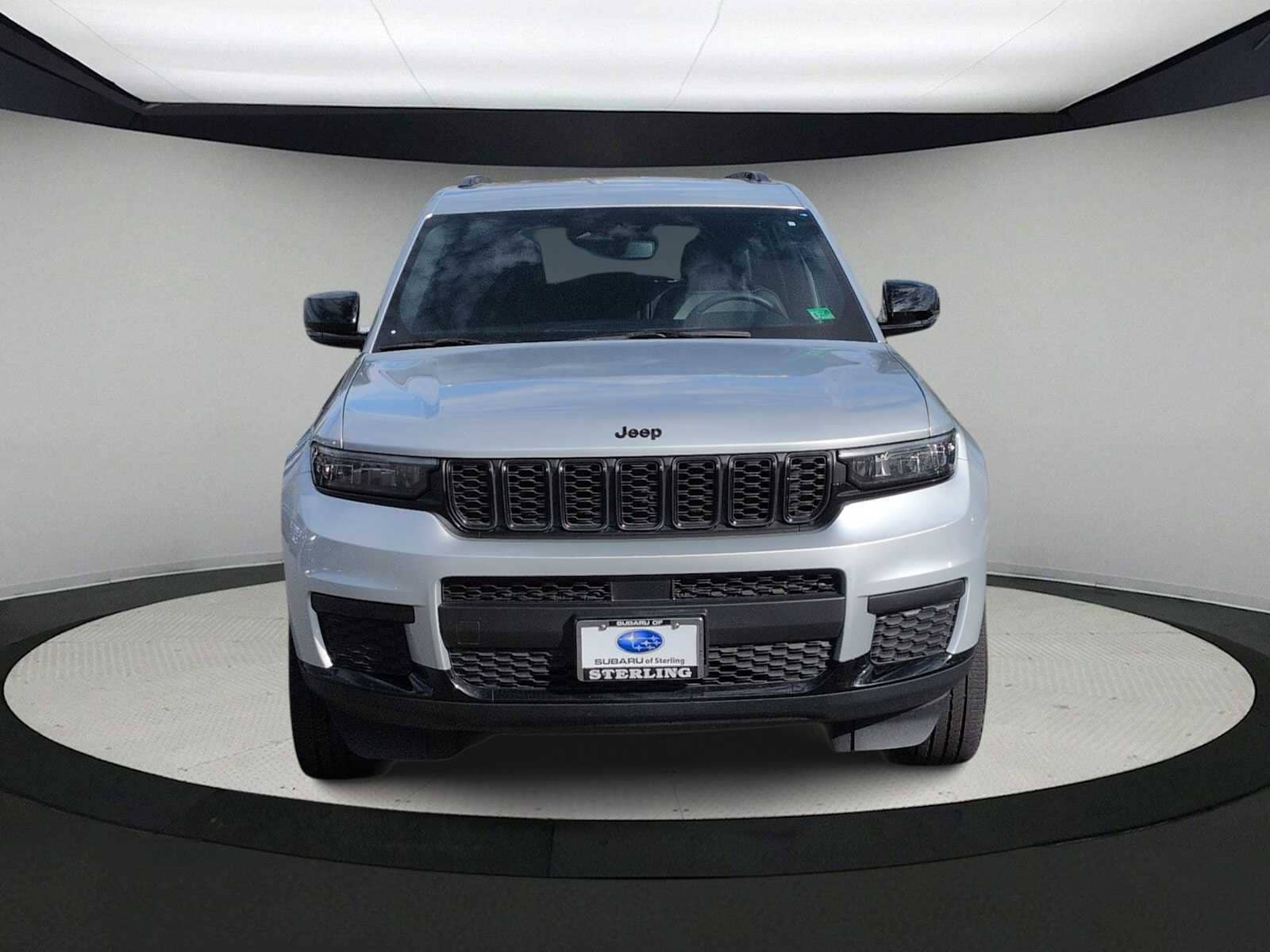 Thumbnail: 2023 Jeep Grand Cherokee L - 3