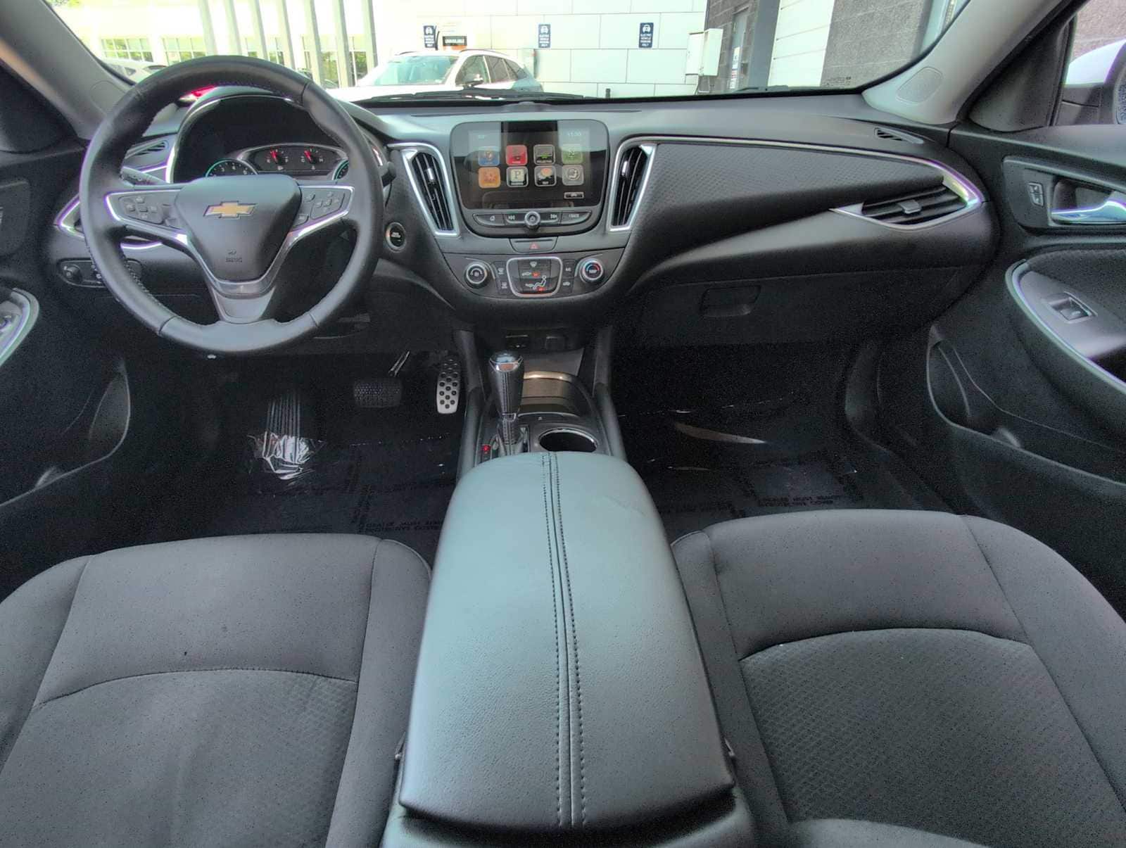 Thumbnail: 2016 Chevrolet Malibu - 15