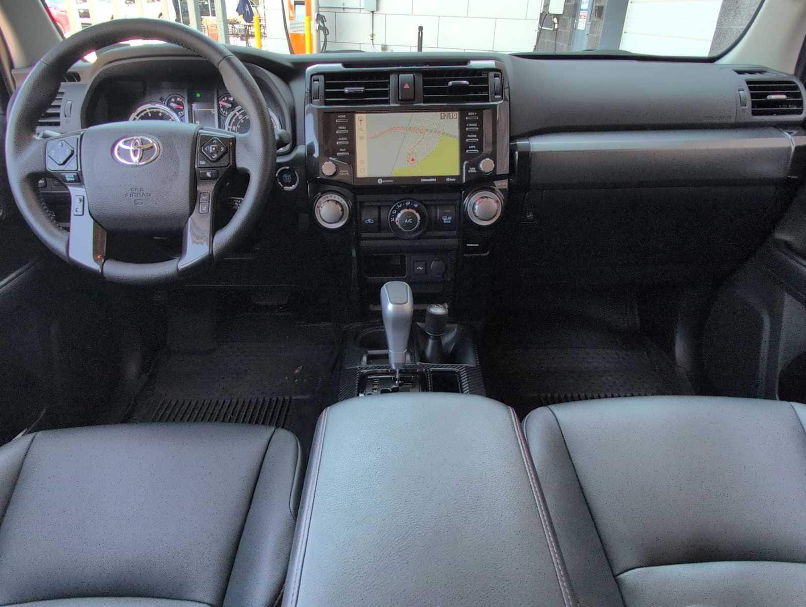 Thumbnail: 2022 Toyota 4Runner - 15