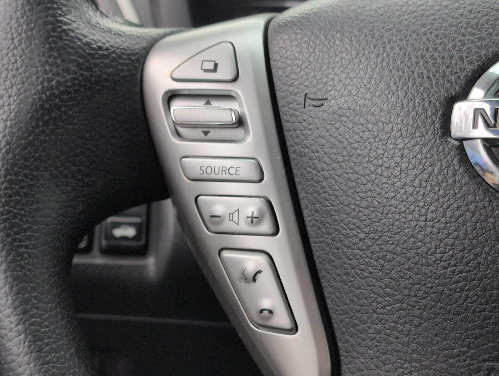 Thumbnail: 2015 Nissan Sentra - 23