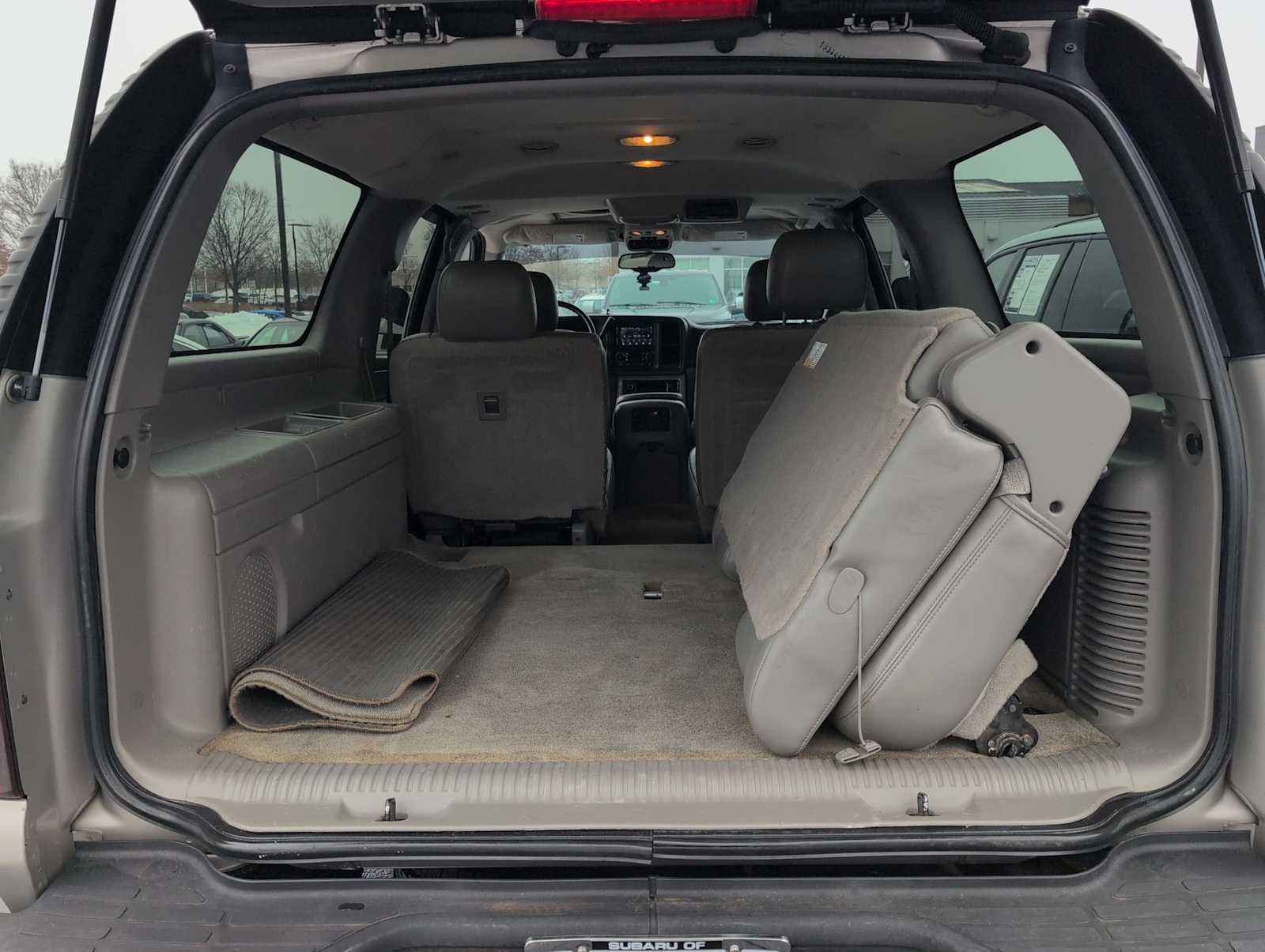 Thumbnail: 2005 Chevrolet Suburban - 27