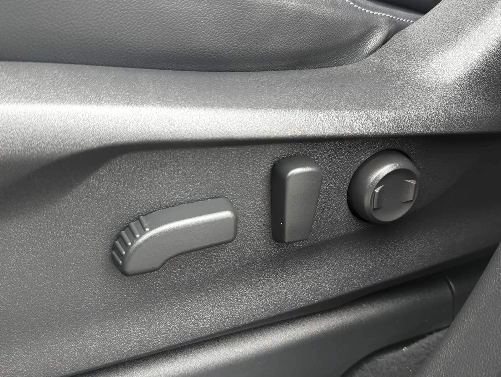 Thumbnail: 2022 Subaru Ascent - 18