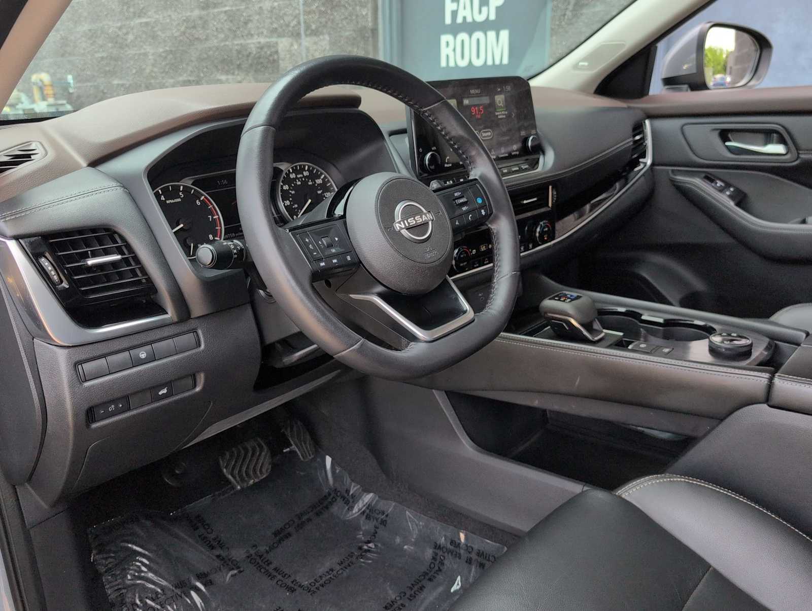 2022 Nissan Rogue SL - Photo 10