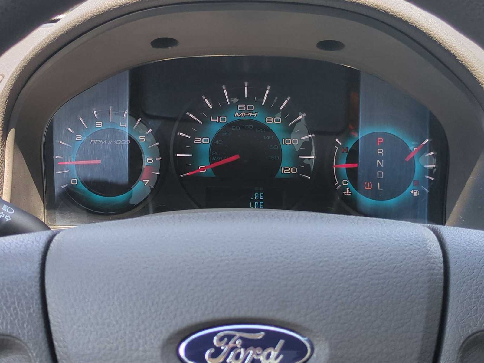 Thumbnail: 2010 Ford Fusion - 29