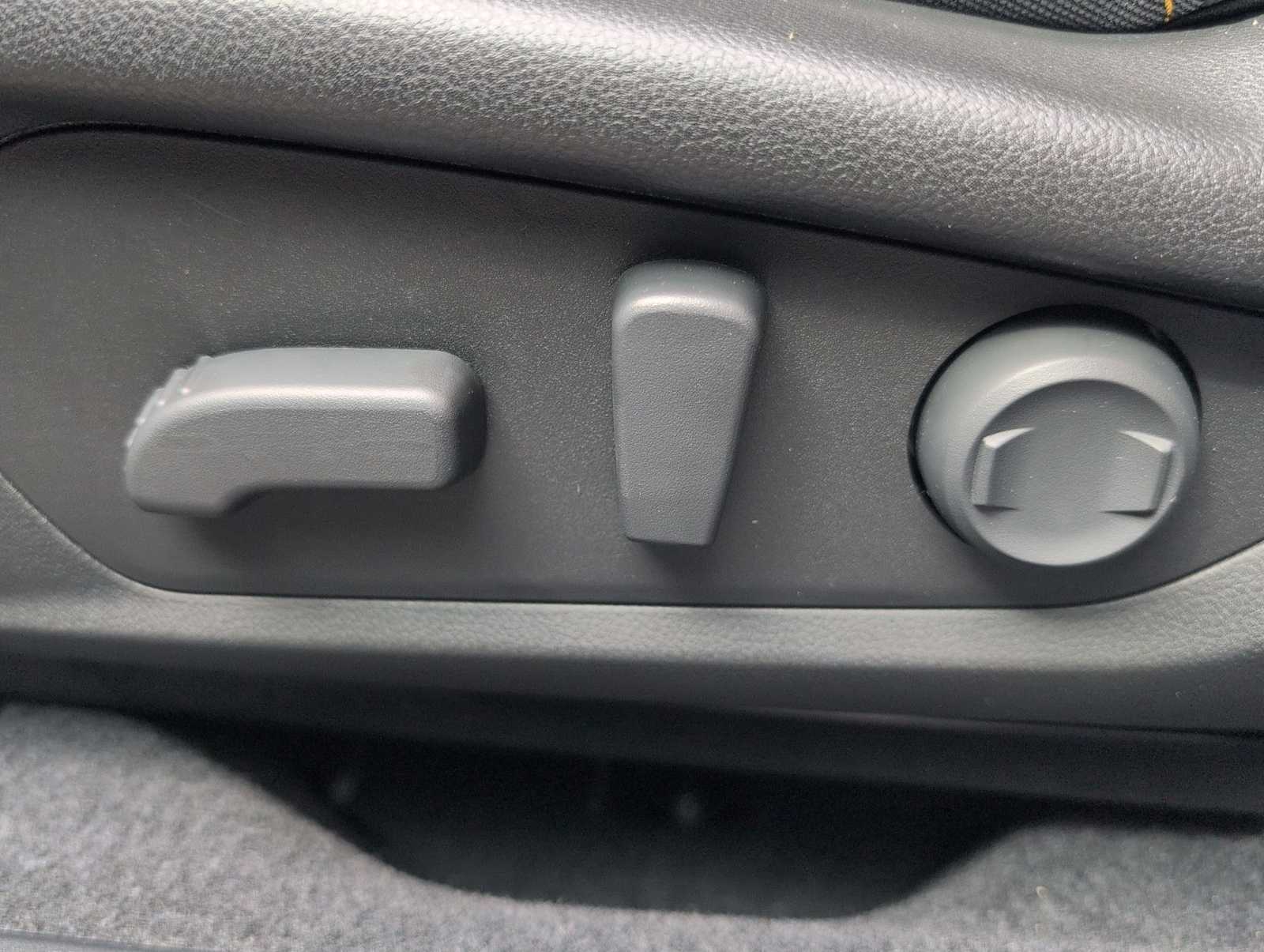 Thumbnail: 2026 Subaru Outback - 17