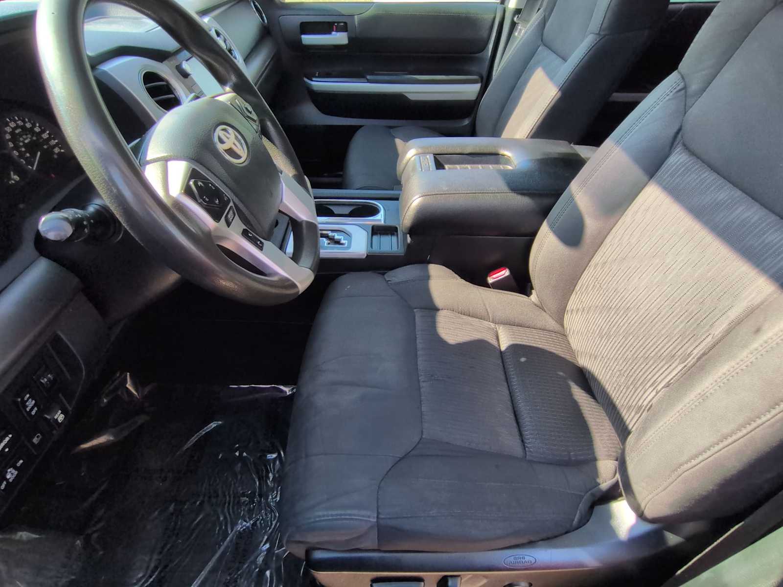 Thumbnail: 2020 Toyota Tundra - 10