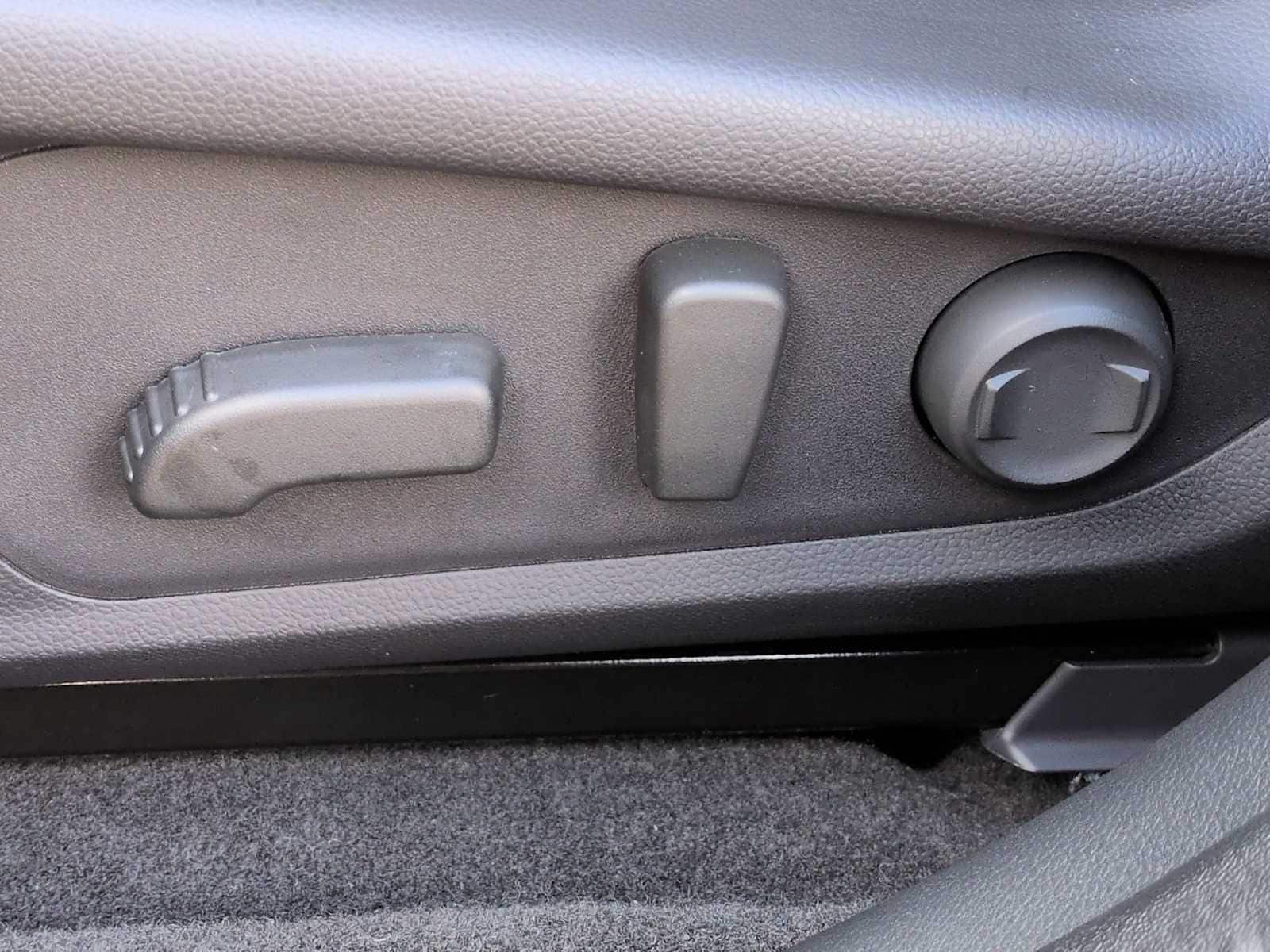 Thumbnail: 2026 Subaru Crosstrek - 18