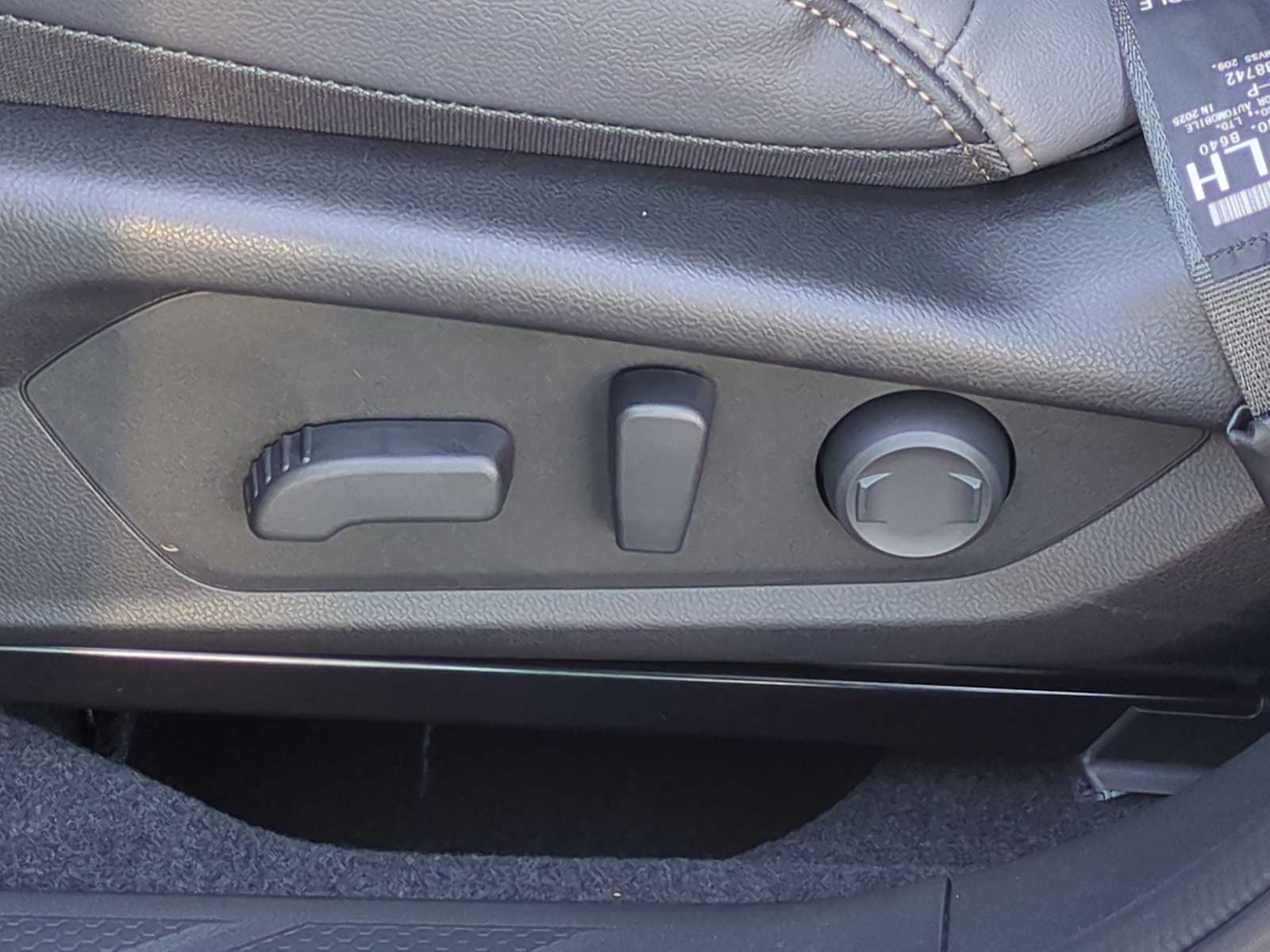 Thumbnail: 2026 Subaru Outback - 17