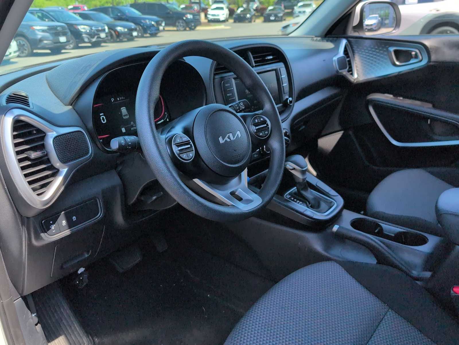 Thumbnail: 2025 Kia Soul - 10