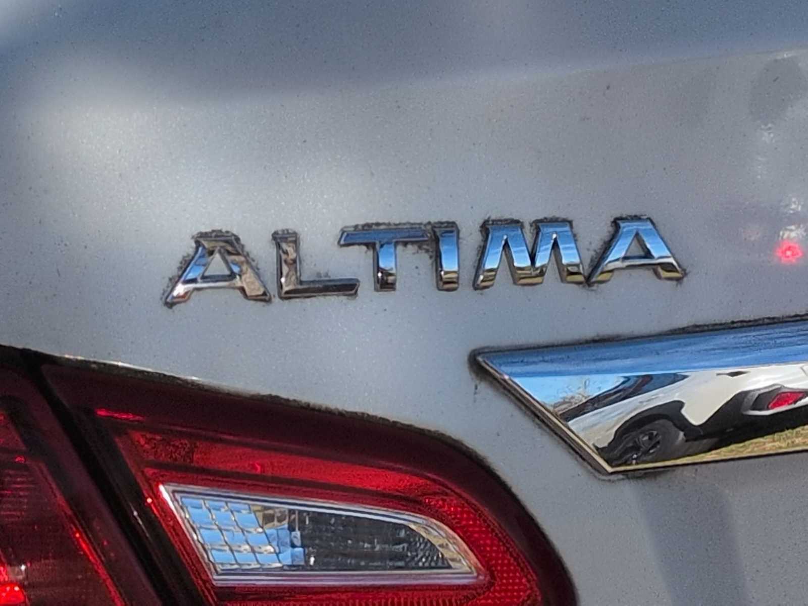 Thumbnail: 2016 Nissan Altima - 13