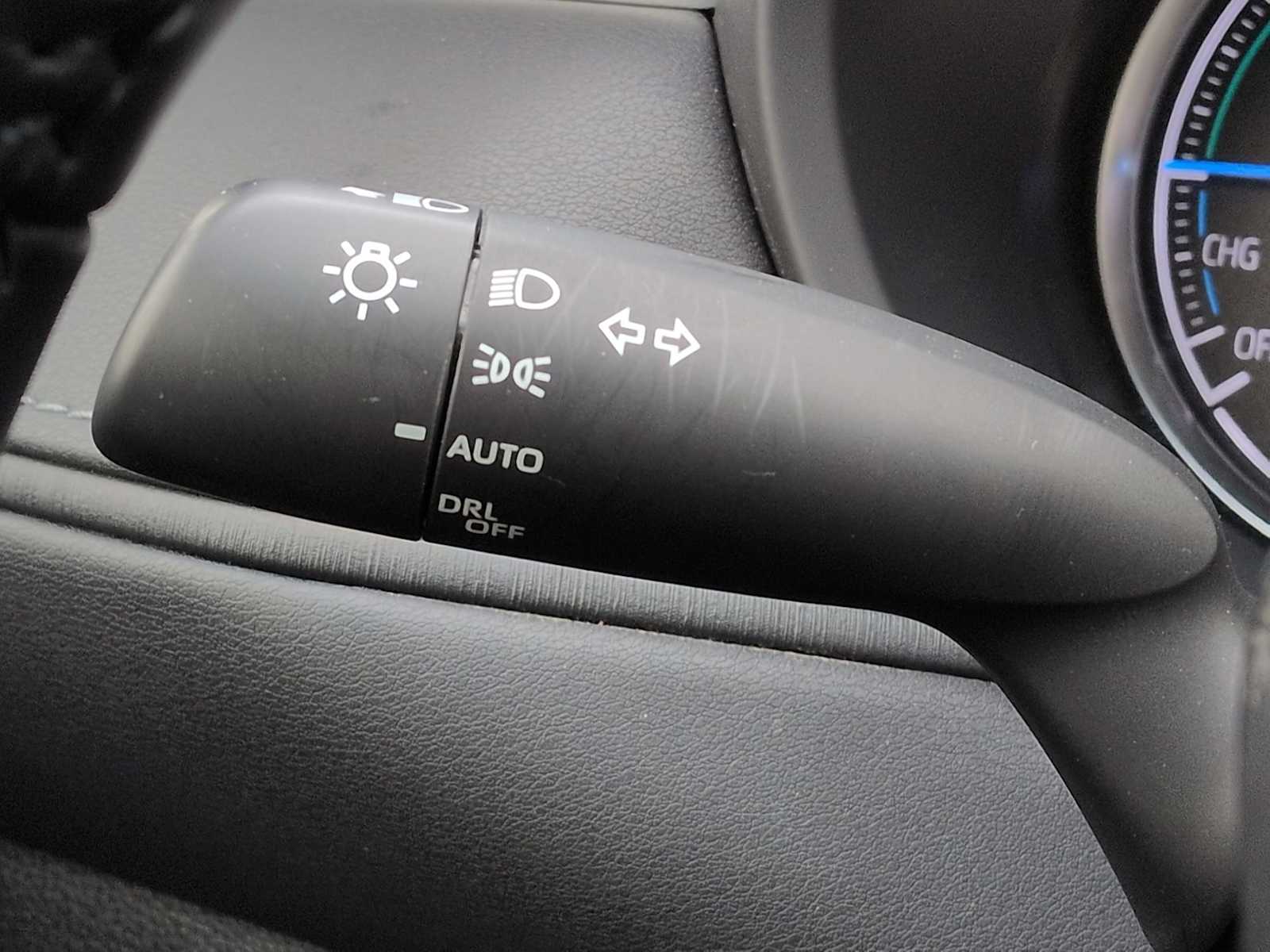 Thumbnail: 2022 Toyota Venza - 26