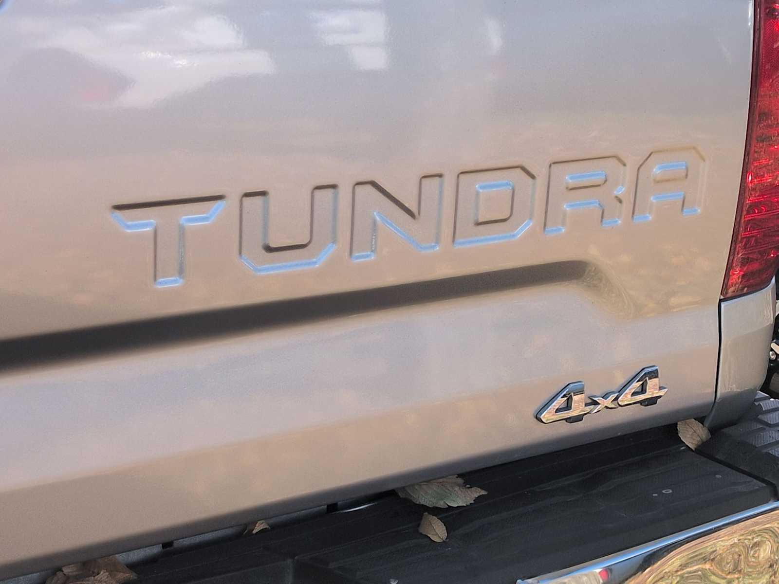 Thumbnail: 2020 Toyota Tundra - 13