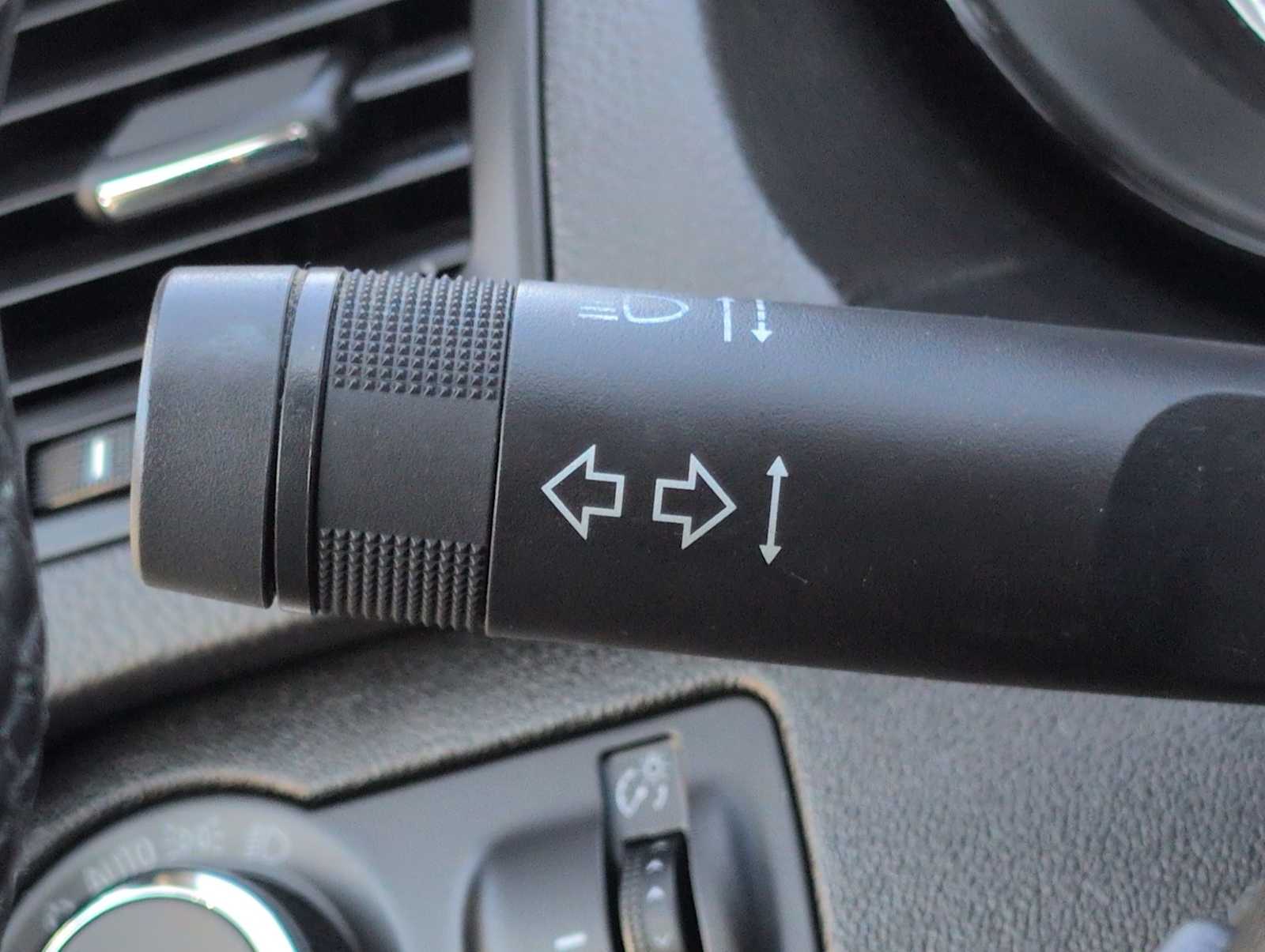 Thumbnail: 2014 Buick Regal - 26