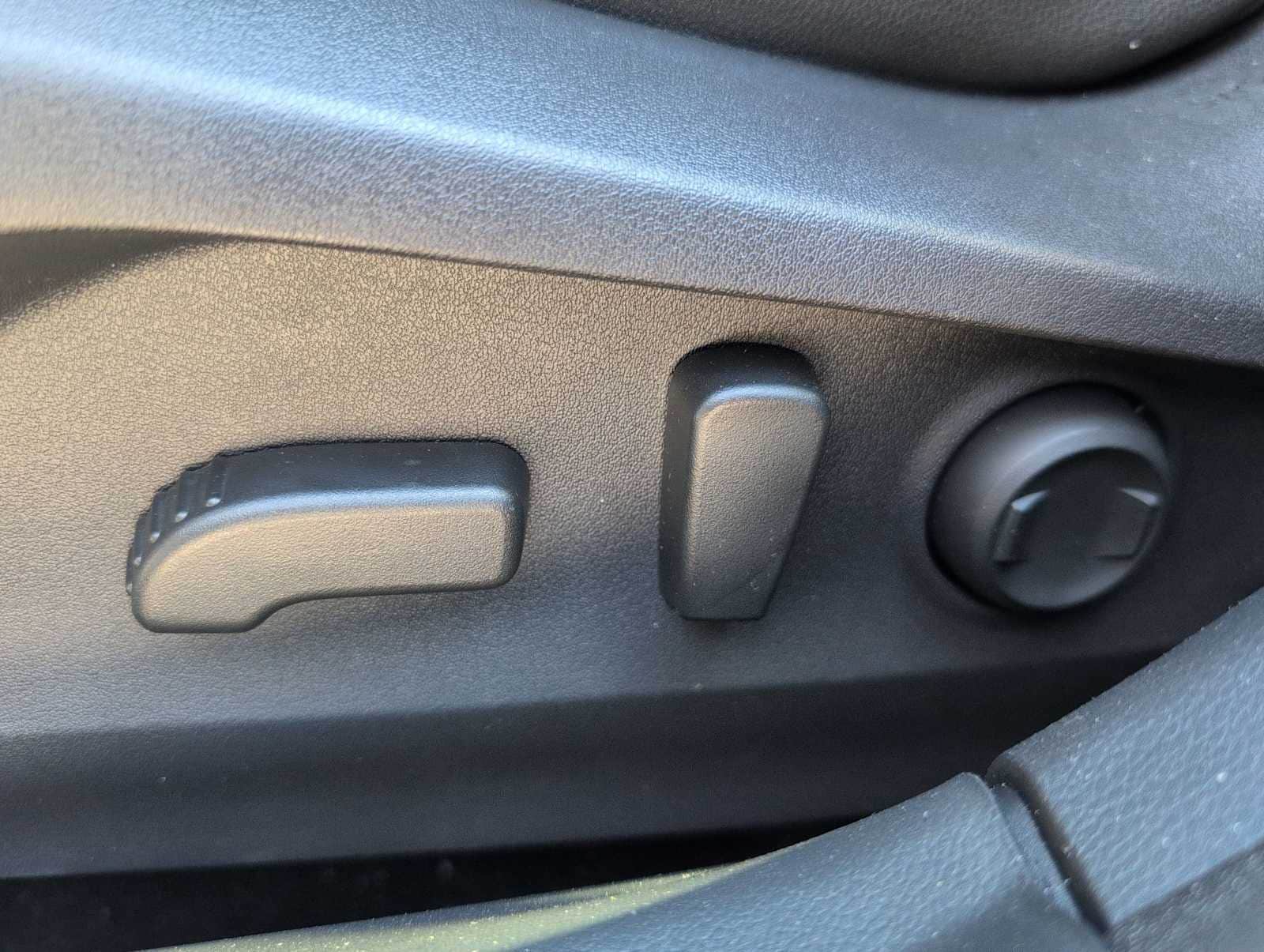 Thumbnail: 2025 Subaru Outback - 17