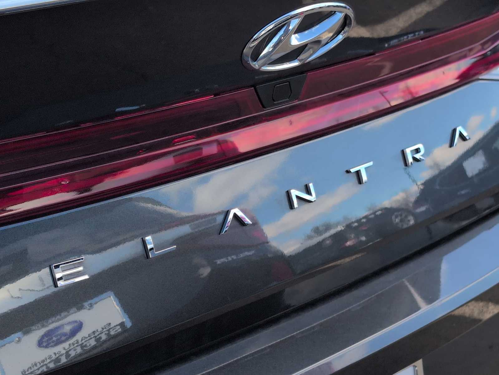Thumbnail: 2023 Hyundai Elantra - 13