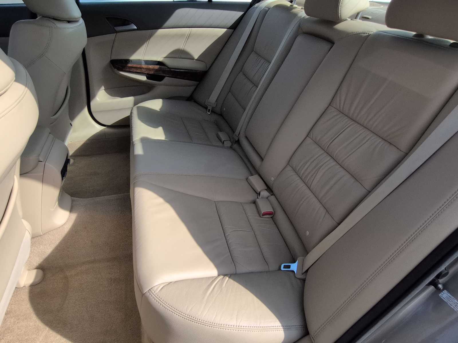 Thumbnail: 2010 Honda Accord - 20