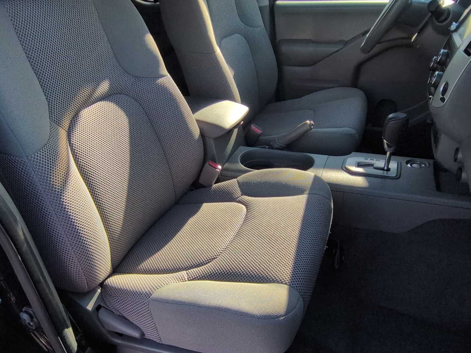 Thumbnail: 2021 Nissan Frontier - 22