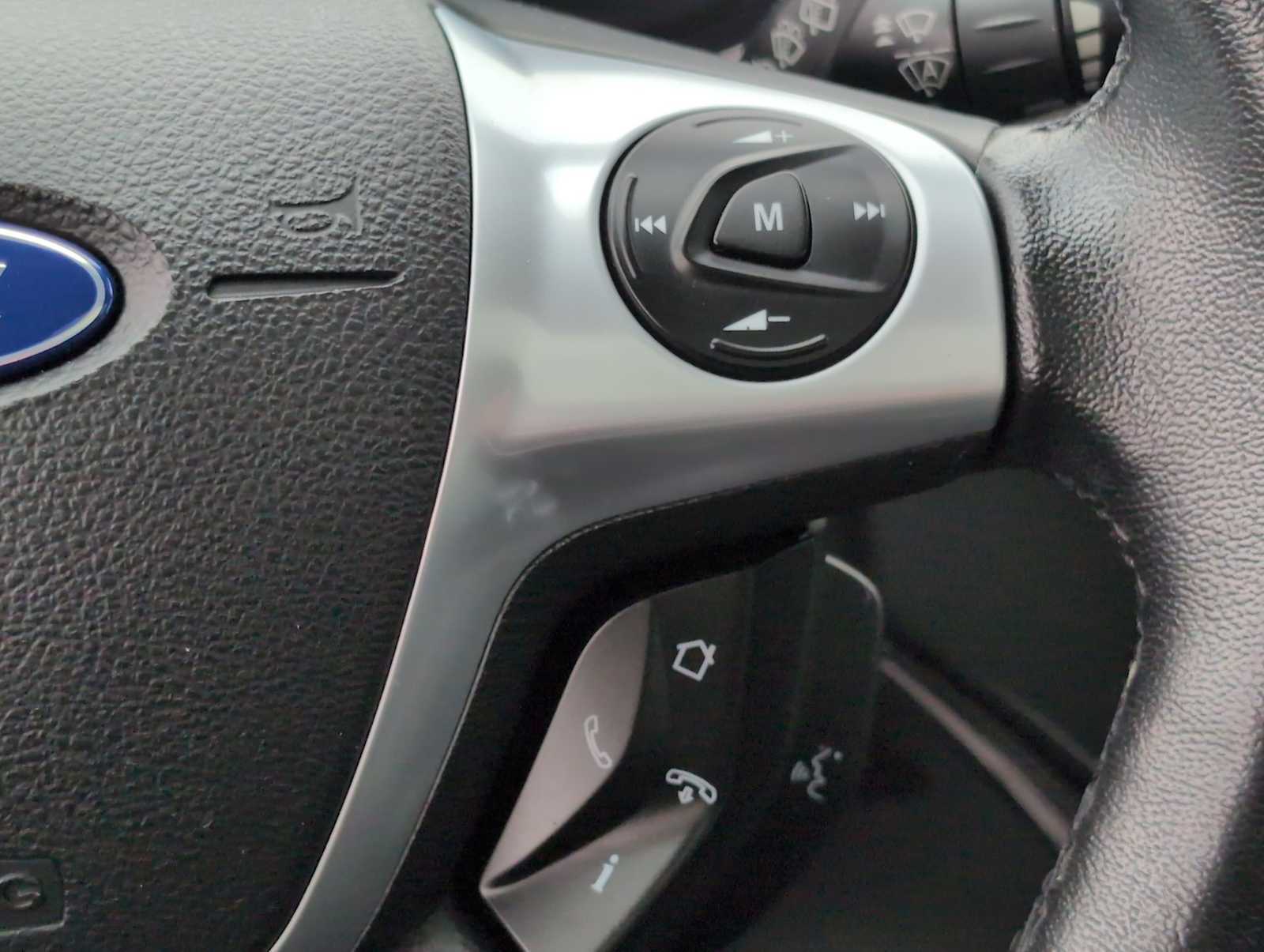 Thumbnail: 2014 Ford Escape - 24