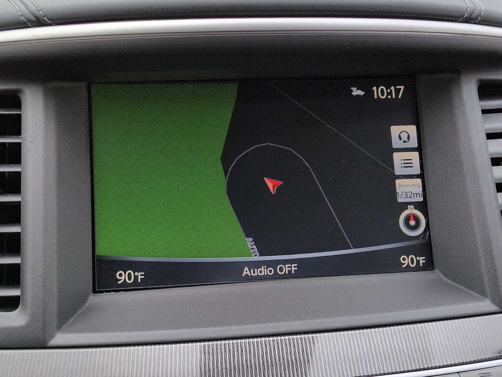 Thumbnail: 2017 INFINITI QX60 - 30