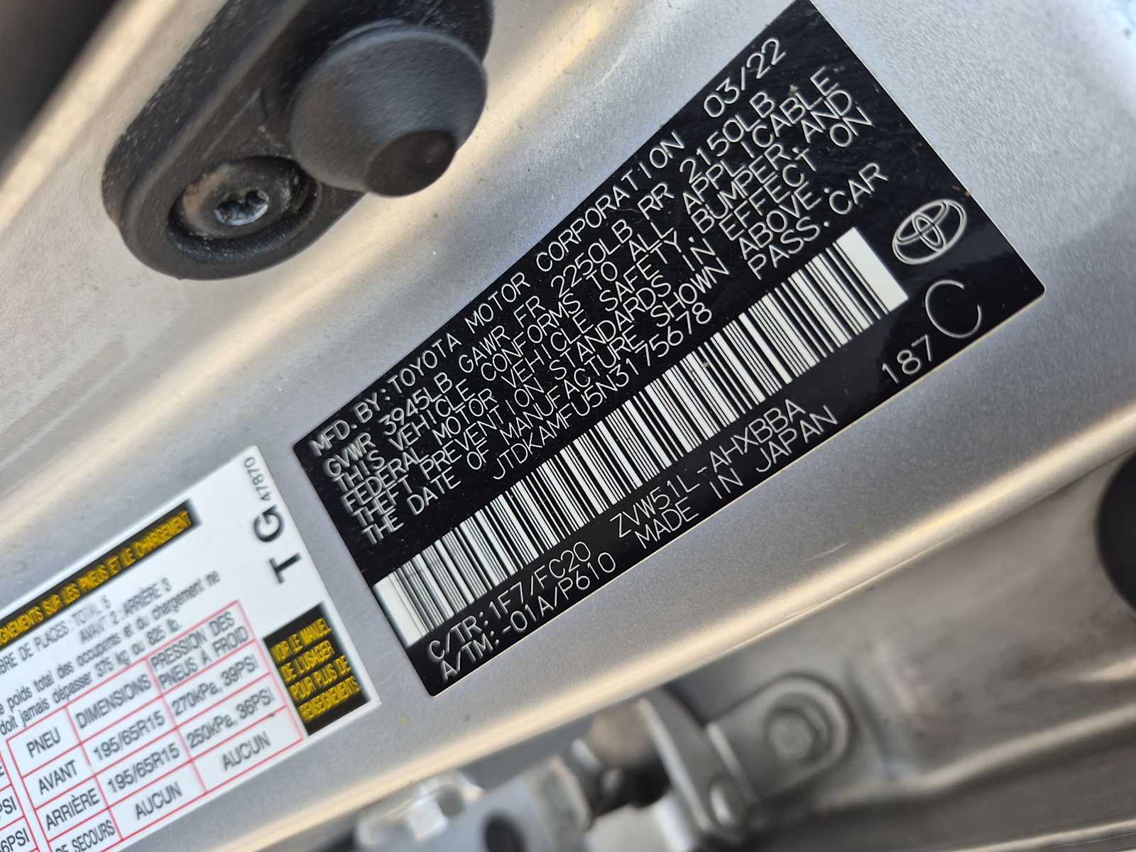 2022 Toyota Prius L Eco - Photo 29