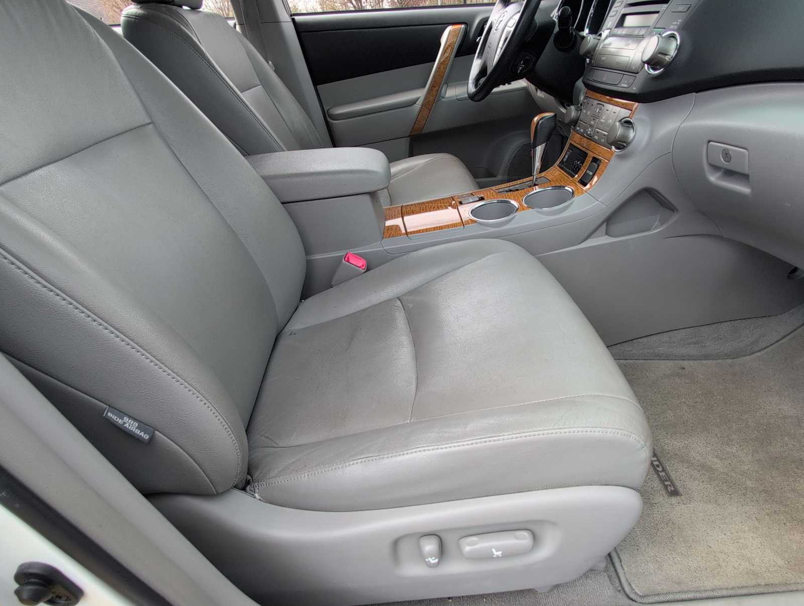 Thumbnail: 2008 Toyota Highlander - 21